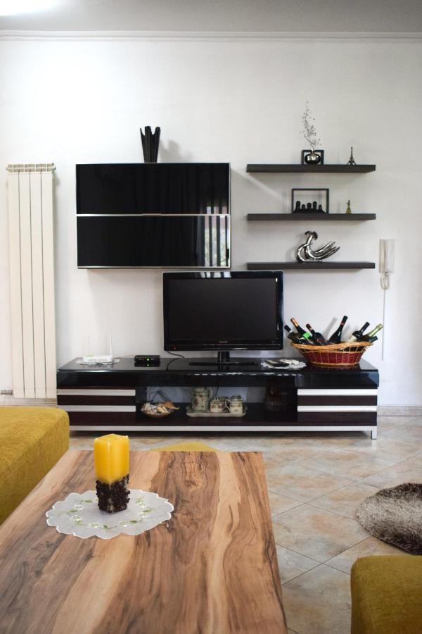 New Apartment Zoe Shkodër Buitenkant foto